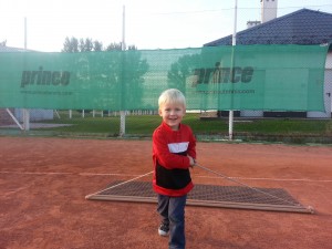 Read more about the article II Turniej tenisa dla dzieci i młodzieży z Cyklu Grand Prix Niepołomic 2014